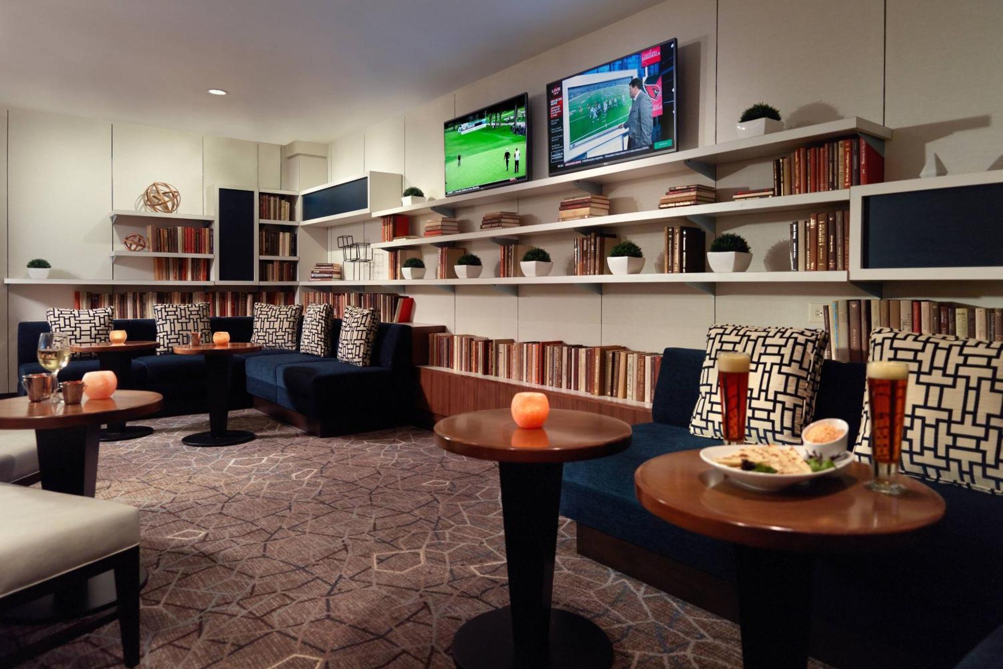 Atlanta Marriott Northwest At Galleria Hotel 3*